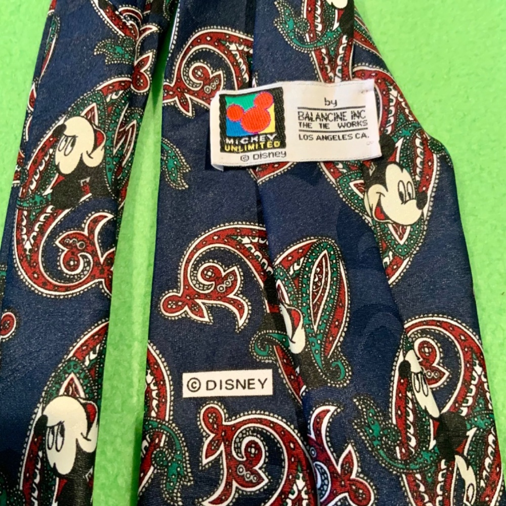 Disney Mickey Mouse Paisley Necktie Tie - Picture 3 of 3